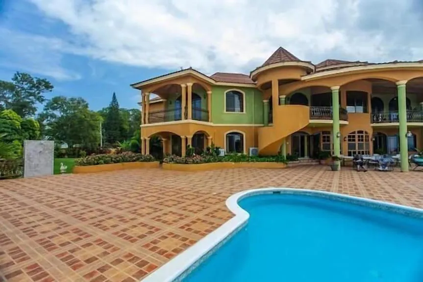 Milbrooks Resort Jamaica 몬테고 베이